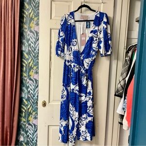 Elegant Blue and White Patterned Midi Dress